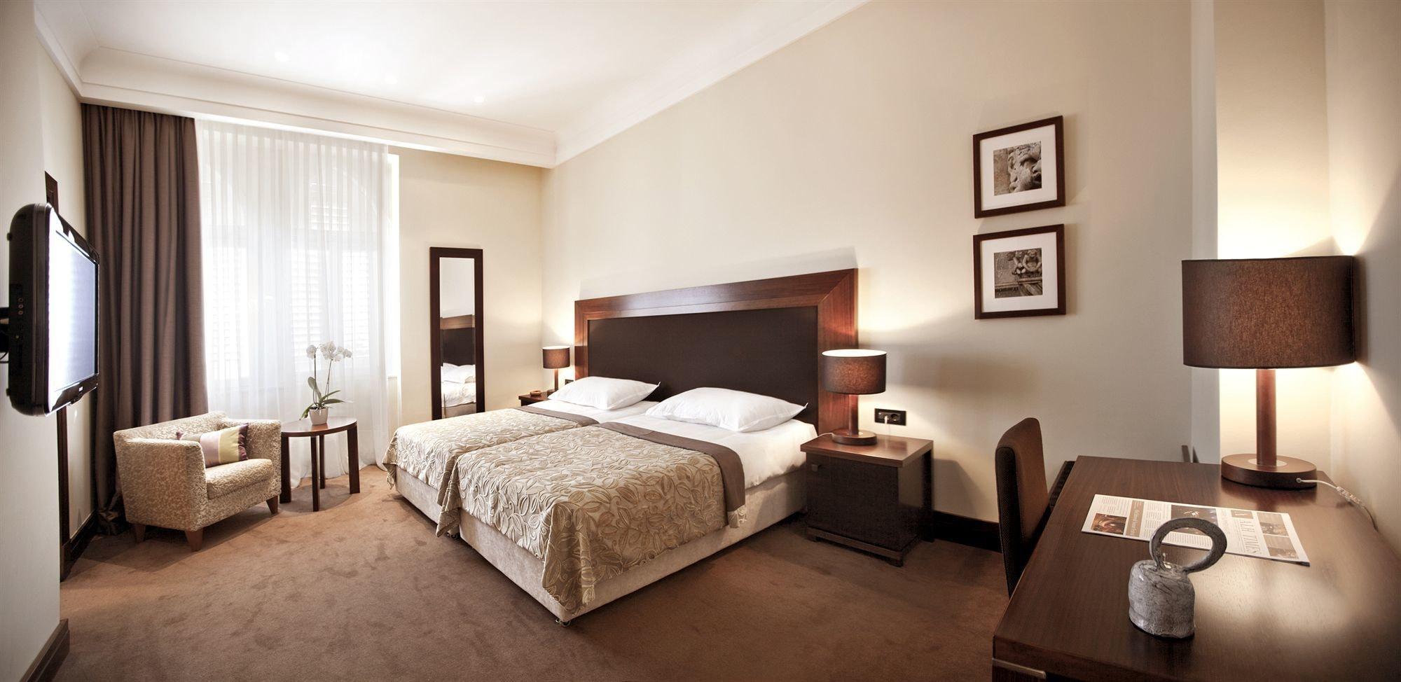 วิลลา ออร์ซูลา Hotel ดูบรอฟนิก ภายนอก รูปภาพ