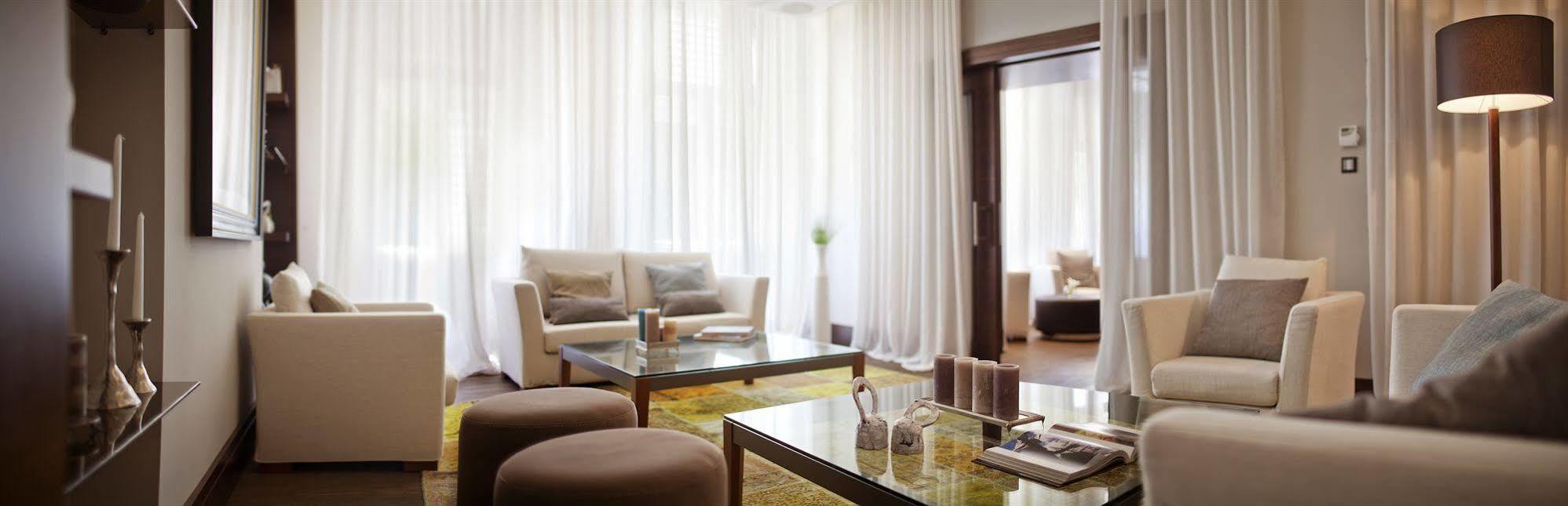 วิลลา ออร์ซูลา Hotel ดูบรอฟนิก ภายนอก รูปภาพ